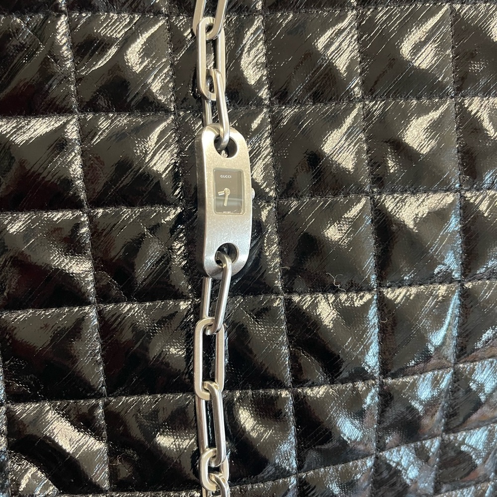 Gucci Silver Chain Link Bracelet Watch Unique Black Face